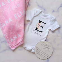 Load image into Gallery viewer, Signature Baby Customisable Babyshower Gift Bundle